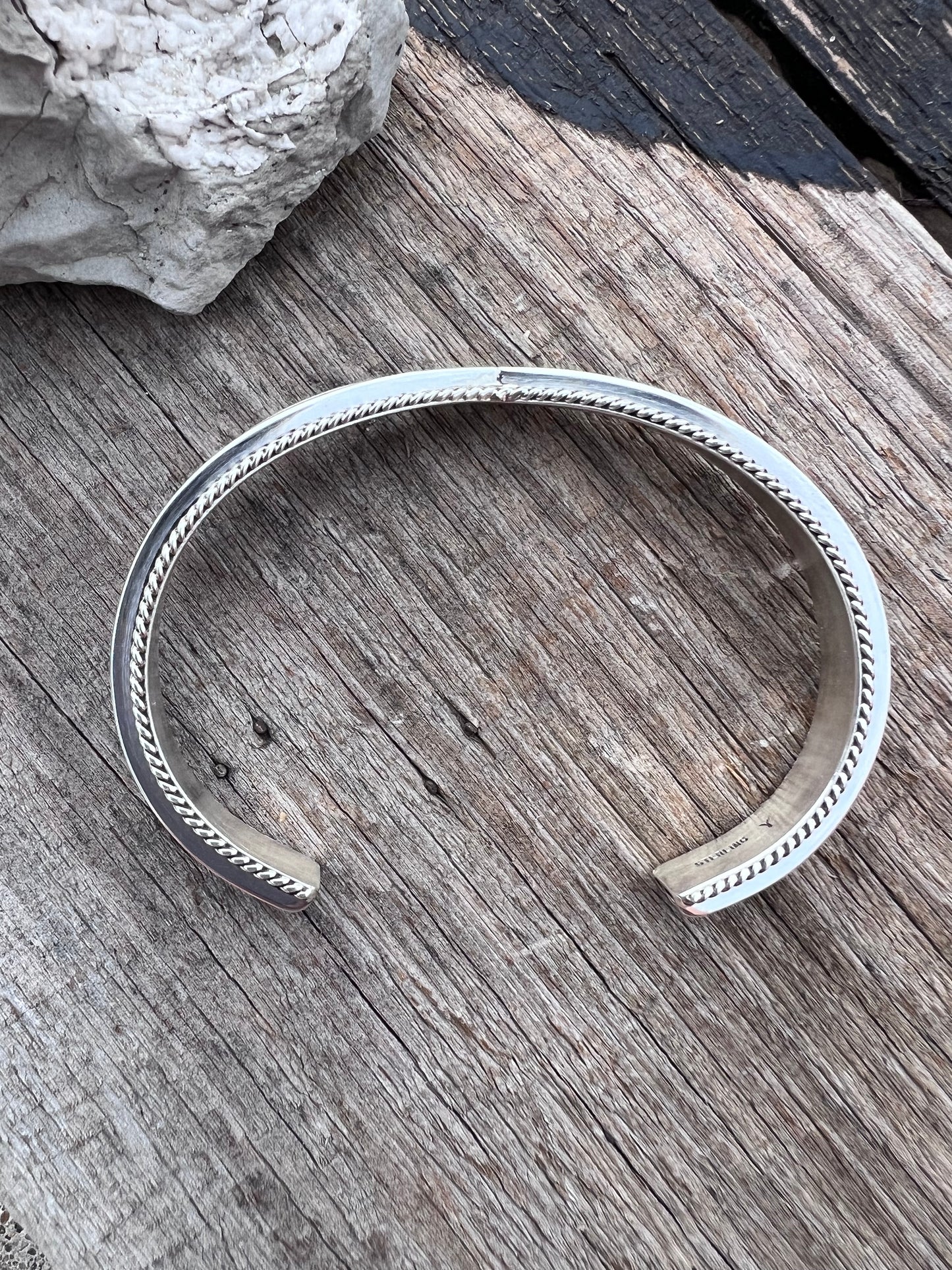 Native American Handmade by Darrell Yazzie- Sterling Cuff Sz 6.75βx 3/8β