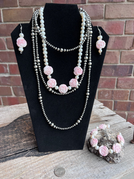 Pink Conch Shell Carved Rose & Natural Freshwater Pearl Necklace, Bracelet & Earrings Set