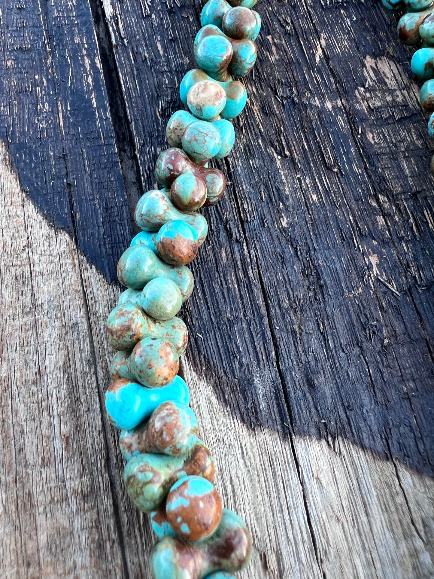 Sterling & Campitos 15mm Dog-bone Bead Necklace 18-20β