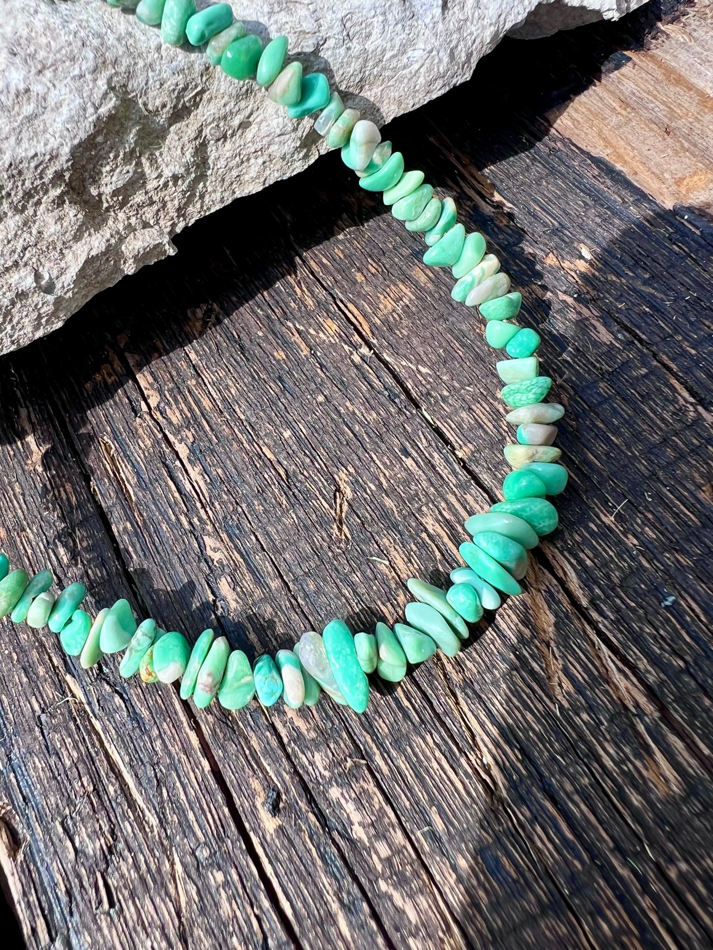 Nevada Variscite Nugget 4-9mm Necklace 16.5β length