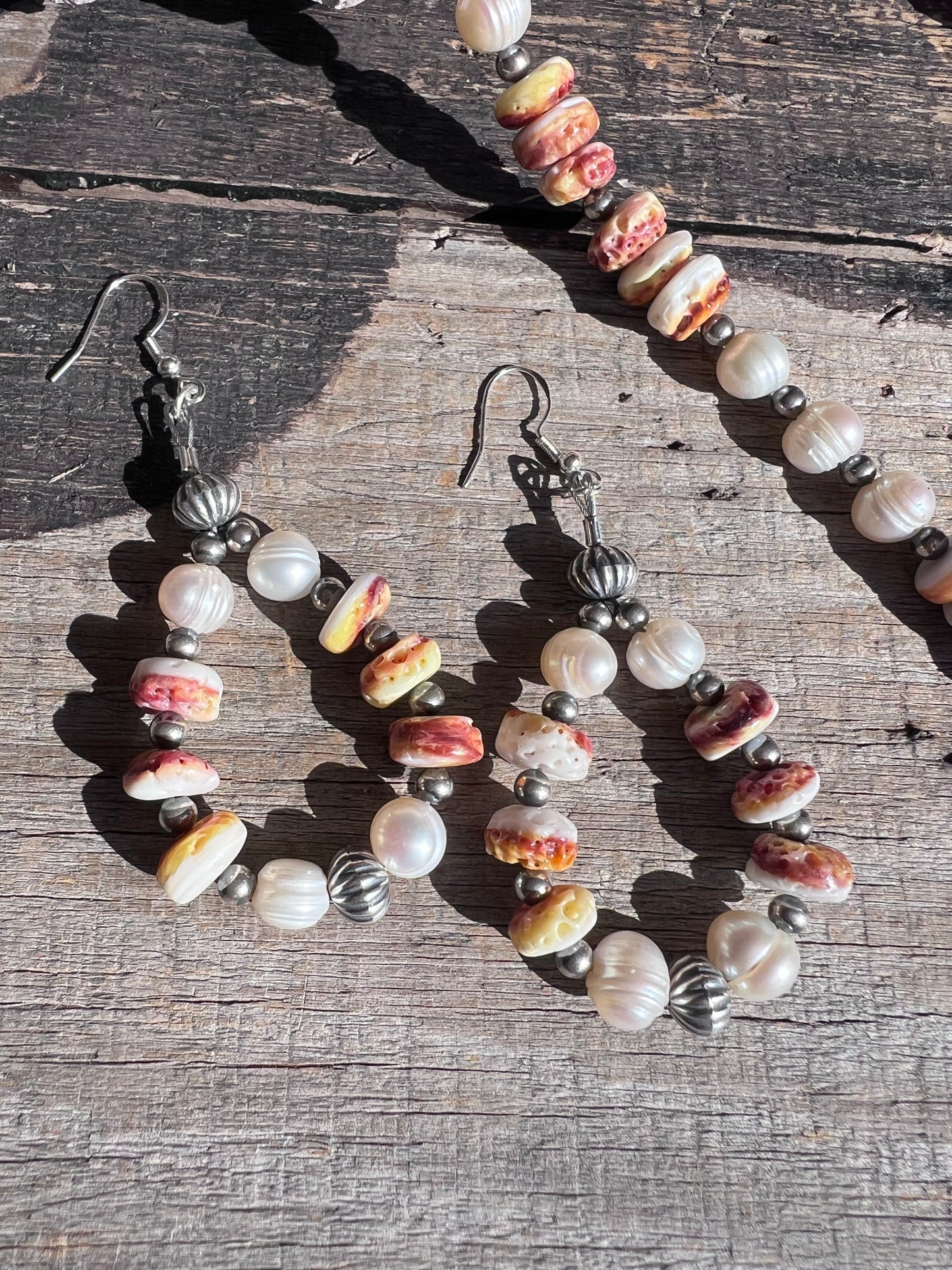 Southwest Handmade Spiny Oyster, Freshwater Pearls & Sterling Silver Necklace, Bracelet & Earrings Set