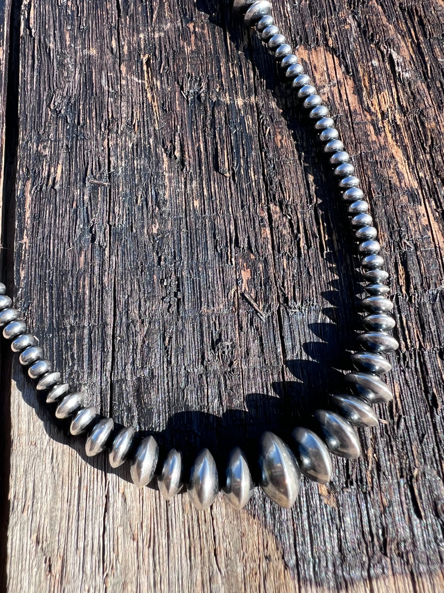 Sterling Silver 18β 4-12mm Rondelle & Saucer Bead Necklace