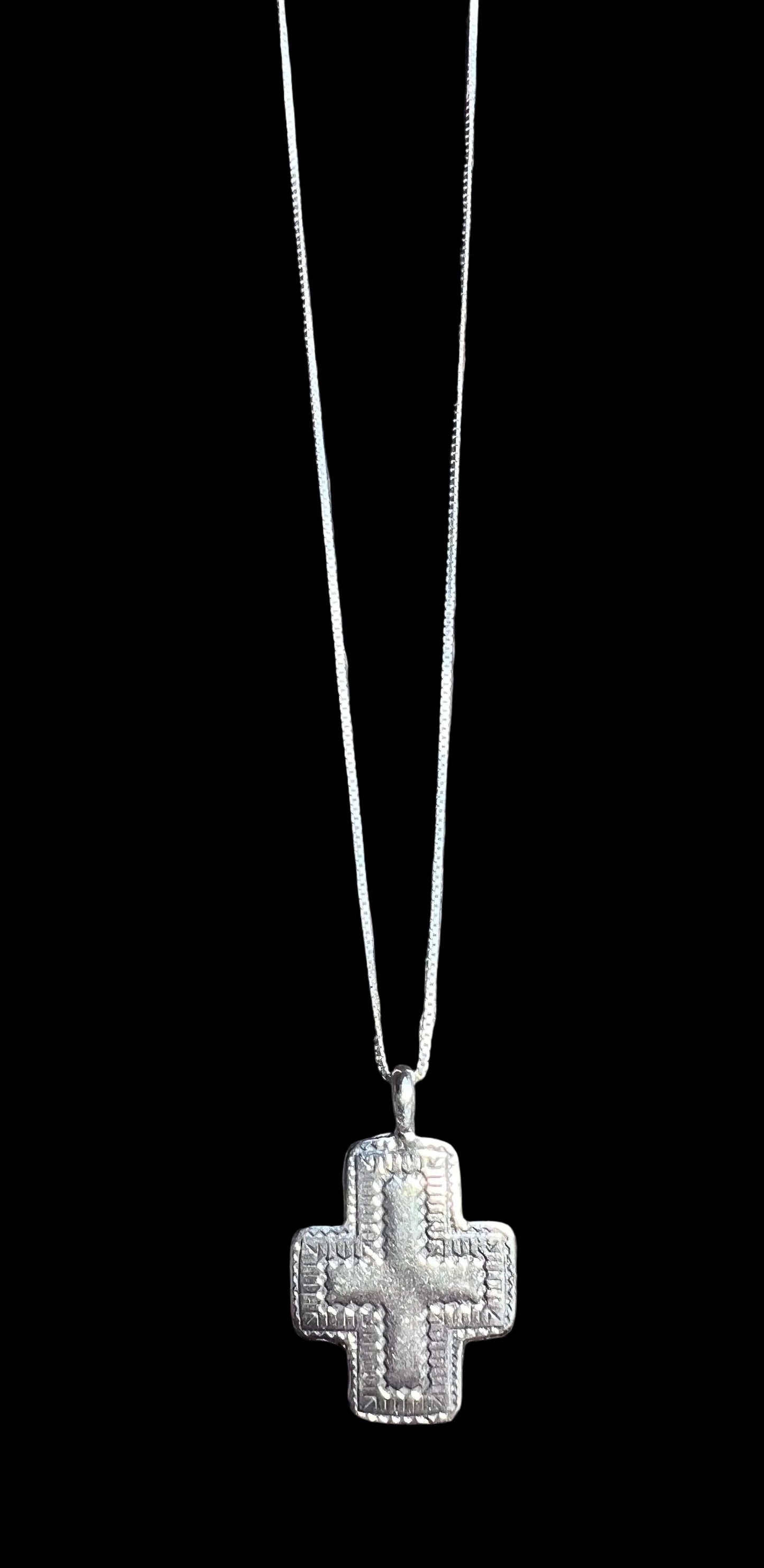 Sterling Silver Cross Pendant & Sterling Chain Necklace 16”