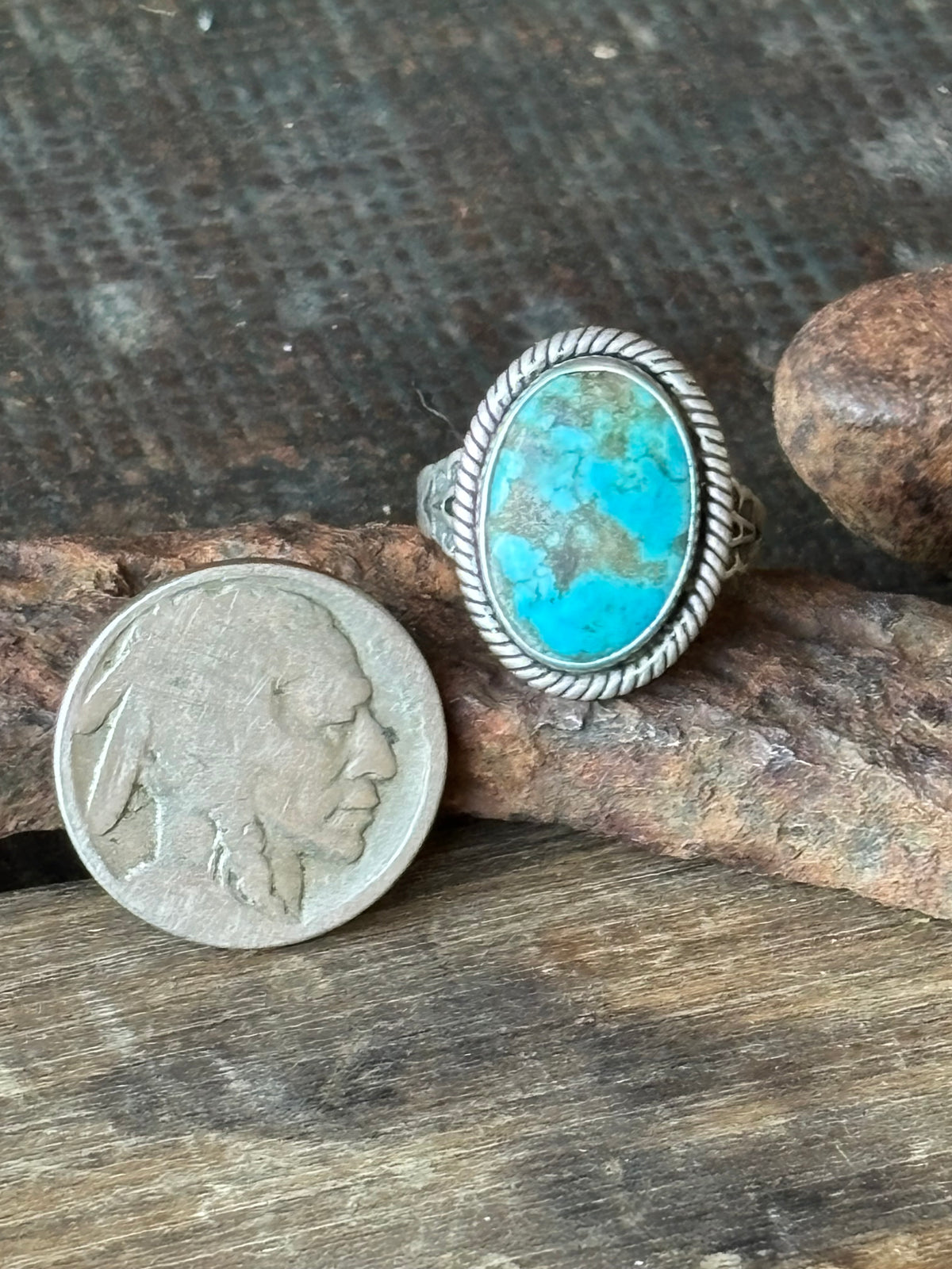 Vintage Native Handmade Kingman Turquoise & Sterling Silver Ring Sz 7