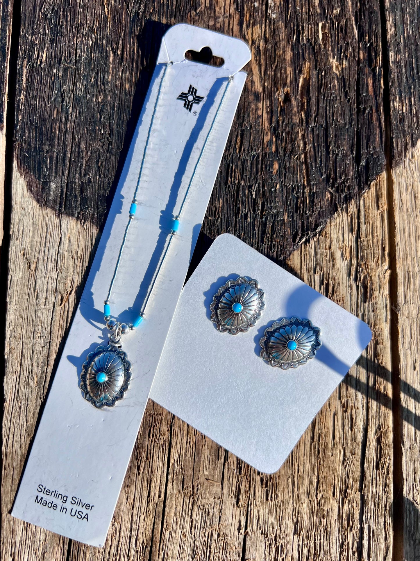 Sterling Liquid Silver Turquoise Concho Necklace 15.5β & Post Earrings 3/4β Set