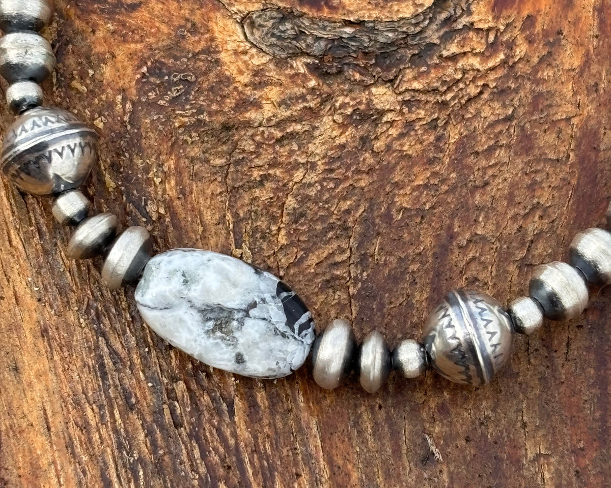 Sterling Silver & White Buffalo Bracelet Sz 7-8”