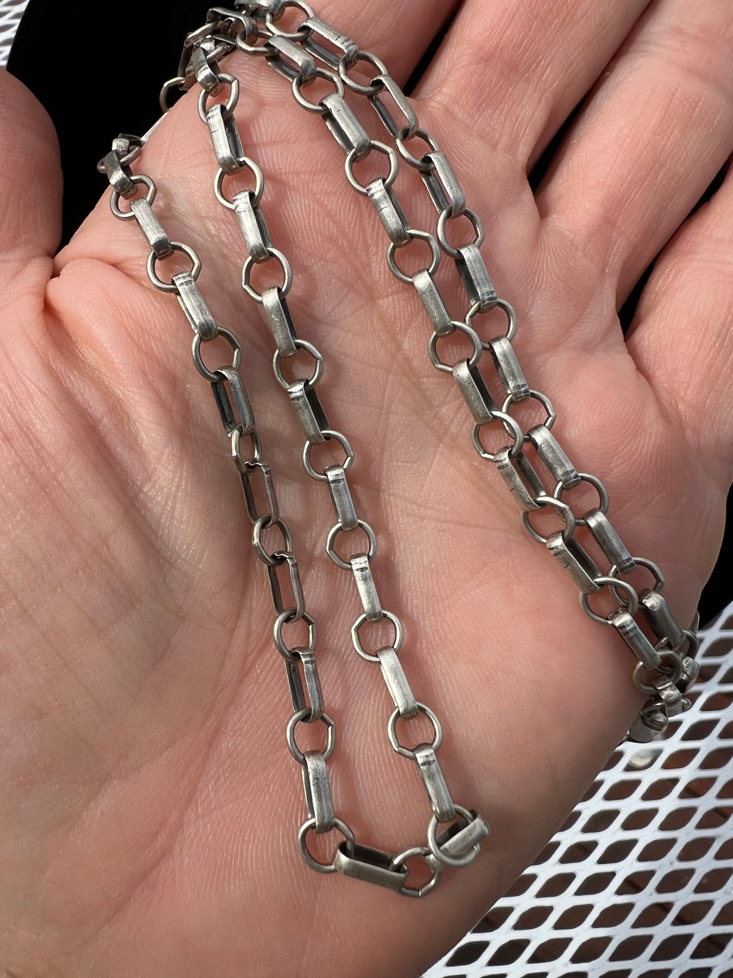 Navajo Handmade Sterling Silver Oxidized Paperclip/O-ring link necklace 18”