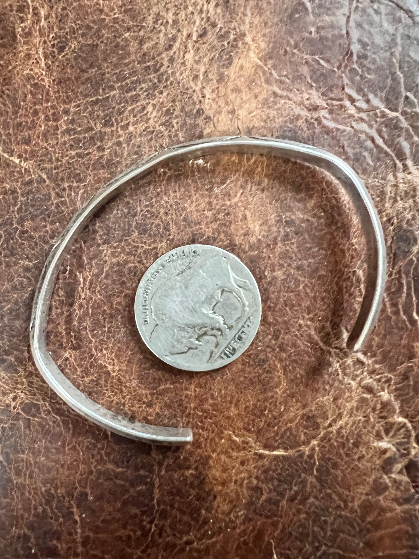 Vintage Sterling Silver Carinated Navajo Handmade Cuff Bracelet Sz 6