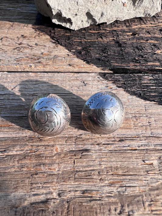 Vintage Southwest Sterling Hollow Dome Post Earrings 3/4”