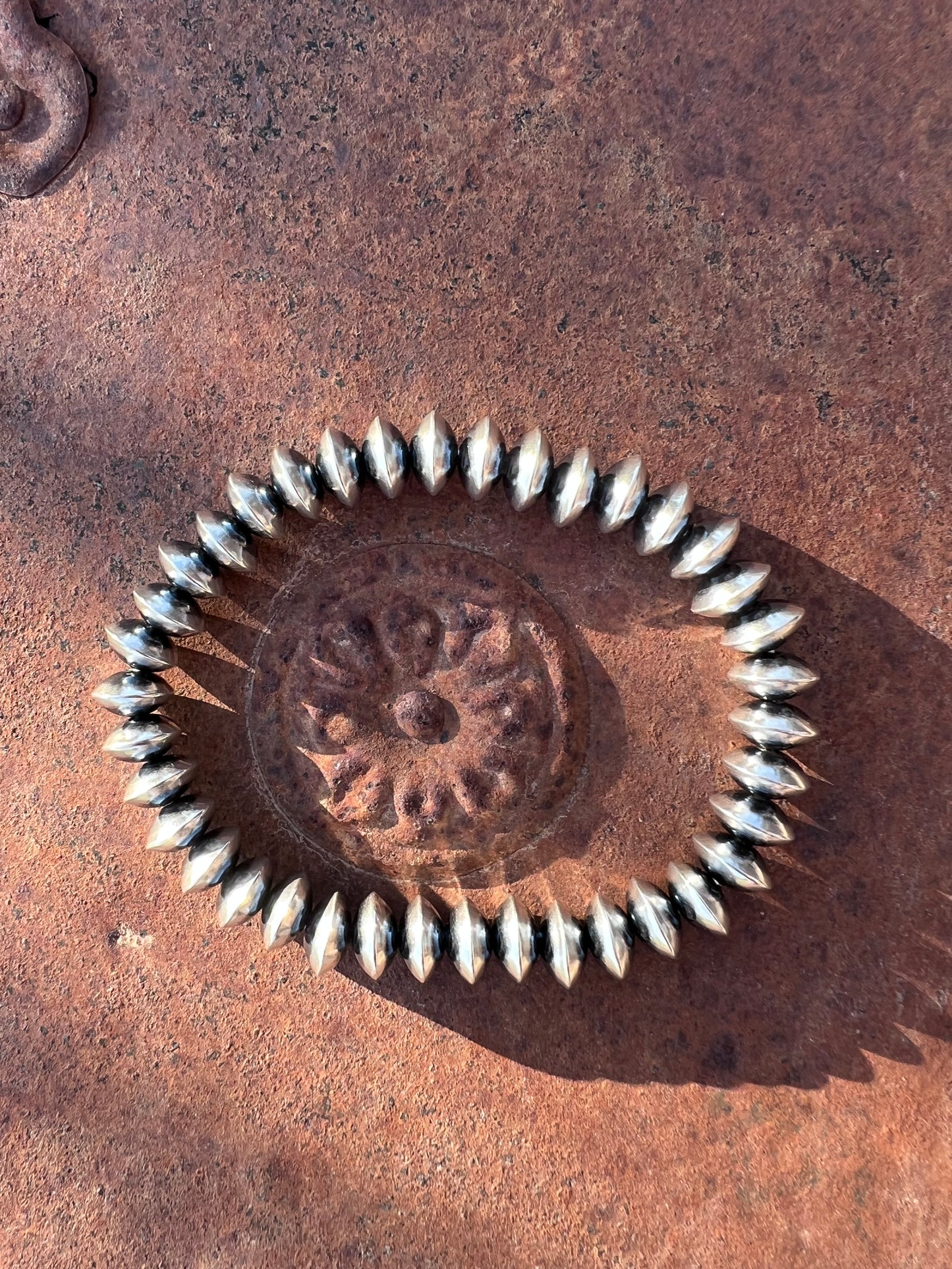 Sterling Silver 8mm Saucer Bead Stretch Bracelet Sz 6-7”