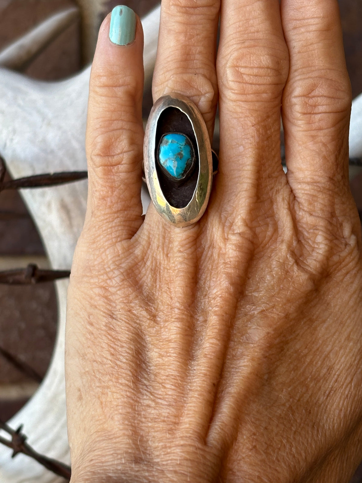 Vintage Native Handmade Sterling  Silver & Kingman Turquoise Shadowbox Ring Sz 7.5