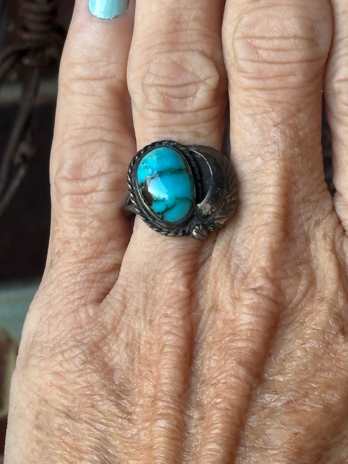 Vintage Vibrant Blue Turquoise & Sterling Silver Native Handmade Ring Sz 6 1/4
