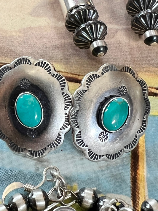 Kingman Turquoise & Sterling Silver Scalloped Oval Concho Post Earrings 7/8” x 3/4”