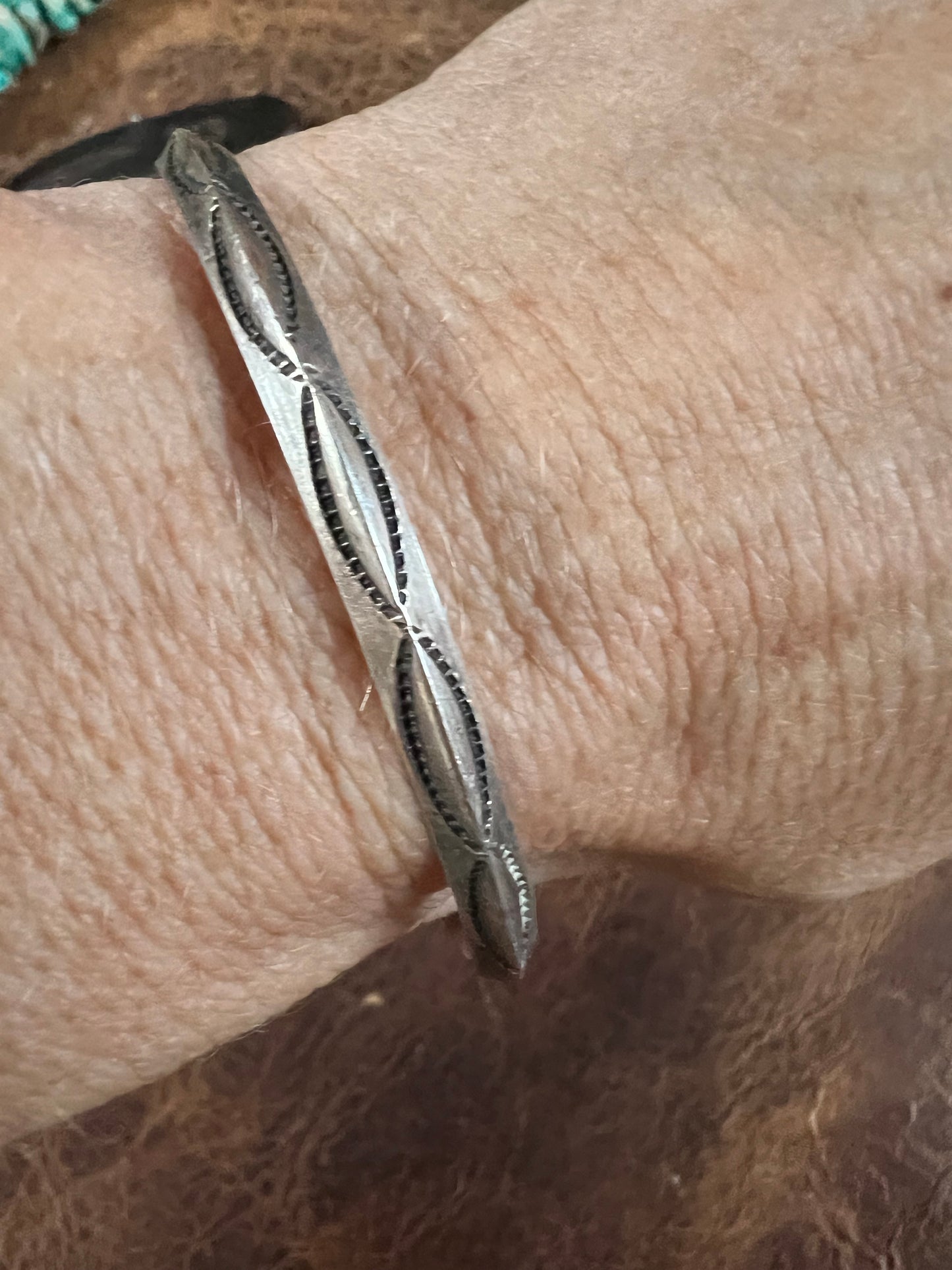 Vintage Sterling Silver Carinated Navajo Handmade Cuff Bracelet Sz 6