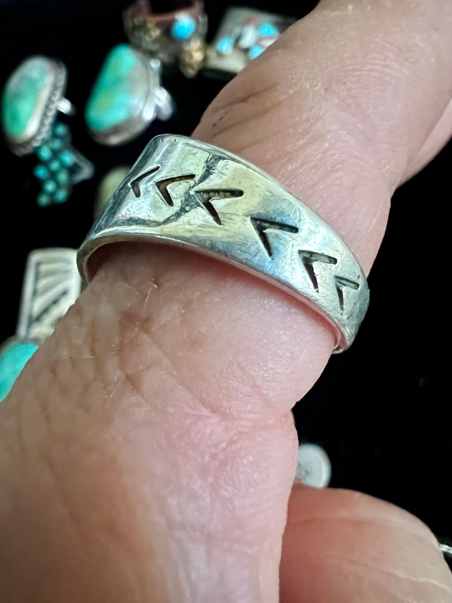 Vintage Navajo Handmade Sterling Teepee Stamped Ring Sz 10