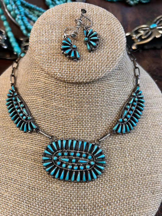 Vintage Zuni Handmade by Vernon Wallace. Turquoise Petit Point Cluster Necklace & Earring Set