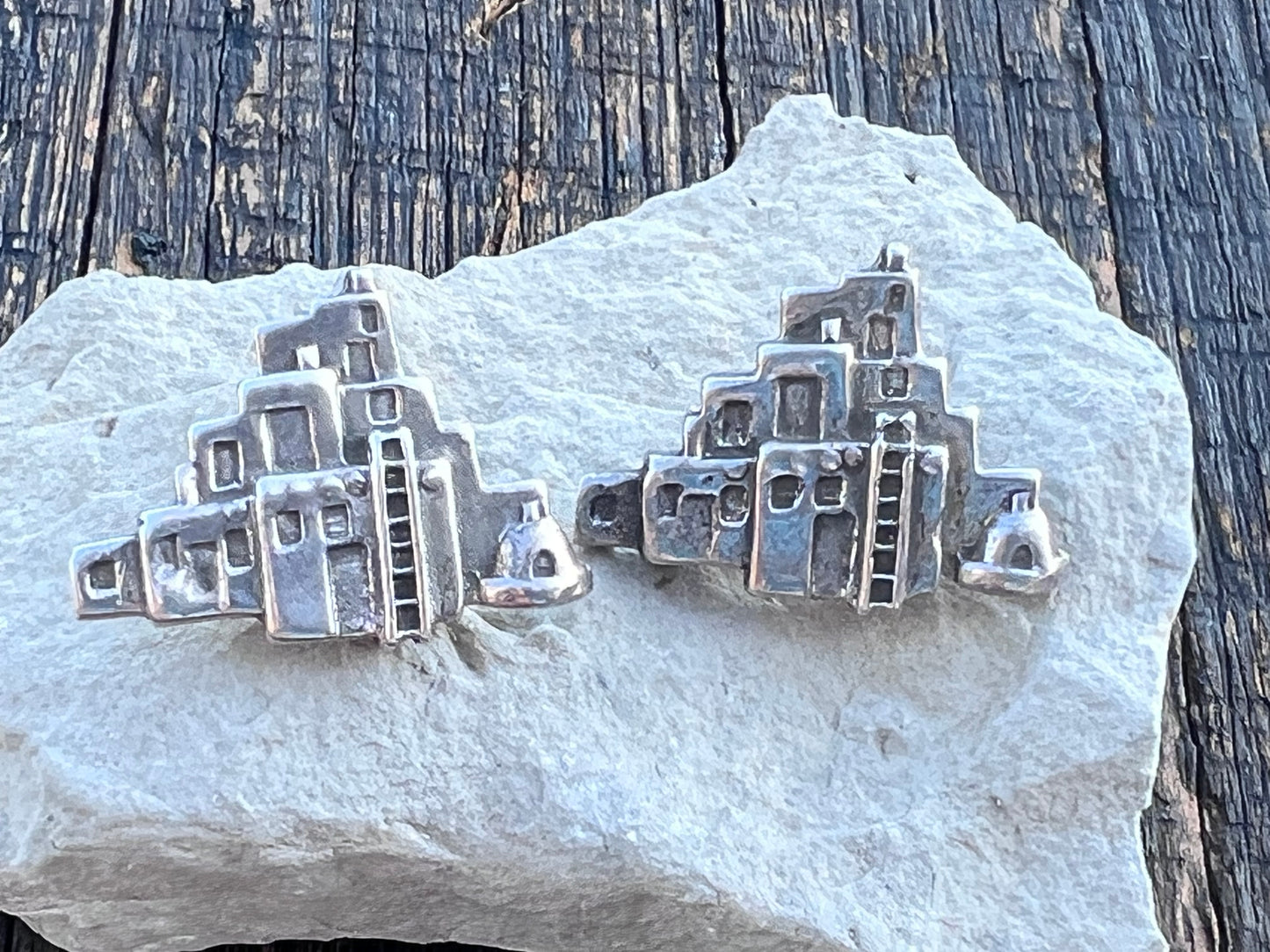 Vintage Southwest Sterling Adobe Pueblo Post Earrings- Handmade by Carol Felley 1”x3/4”