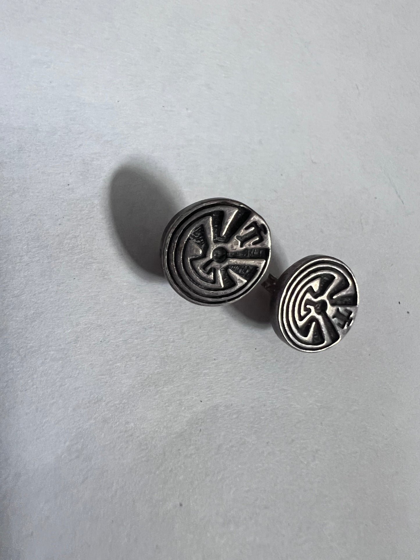 Vintage Sterlibg Man-in-the -maze Post Stud Earrings 9.5mm