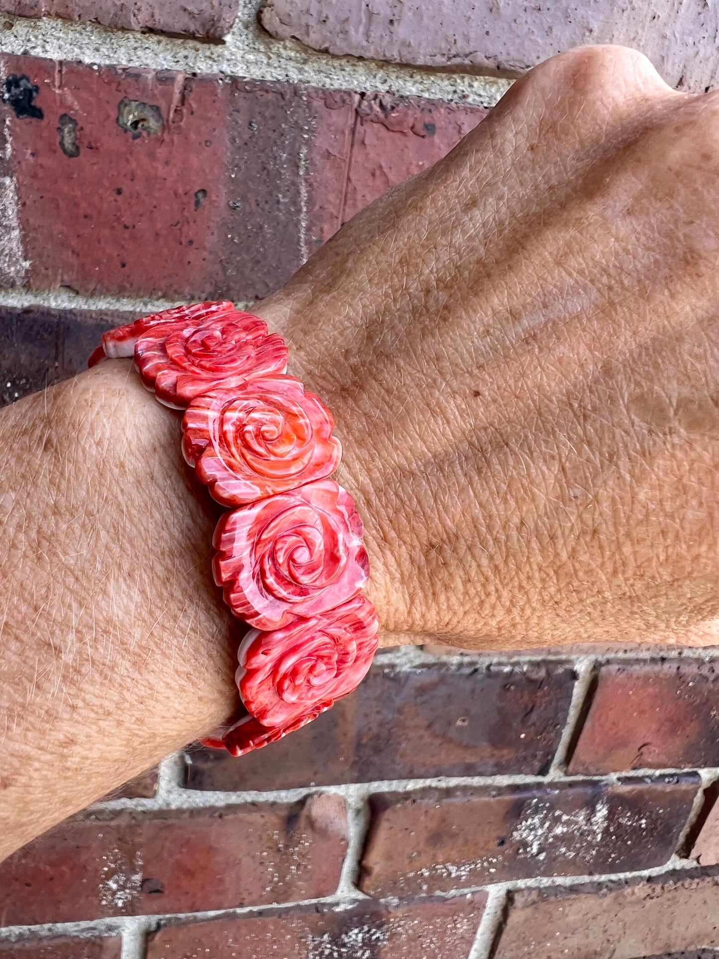 Red Spiny Oyster Carved Rose Stretch Bracelet Sz 6.5”