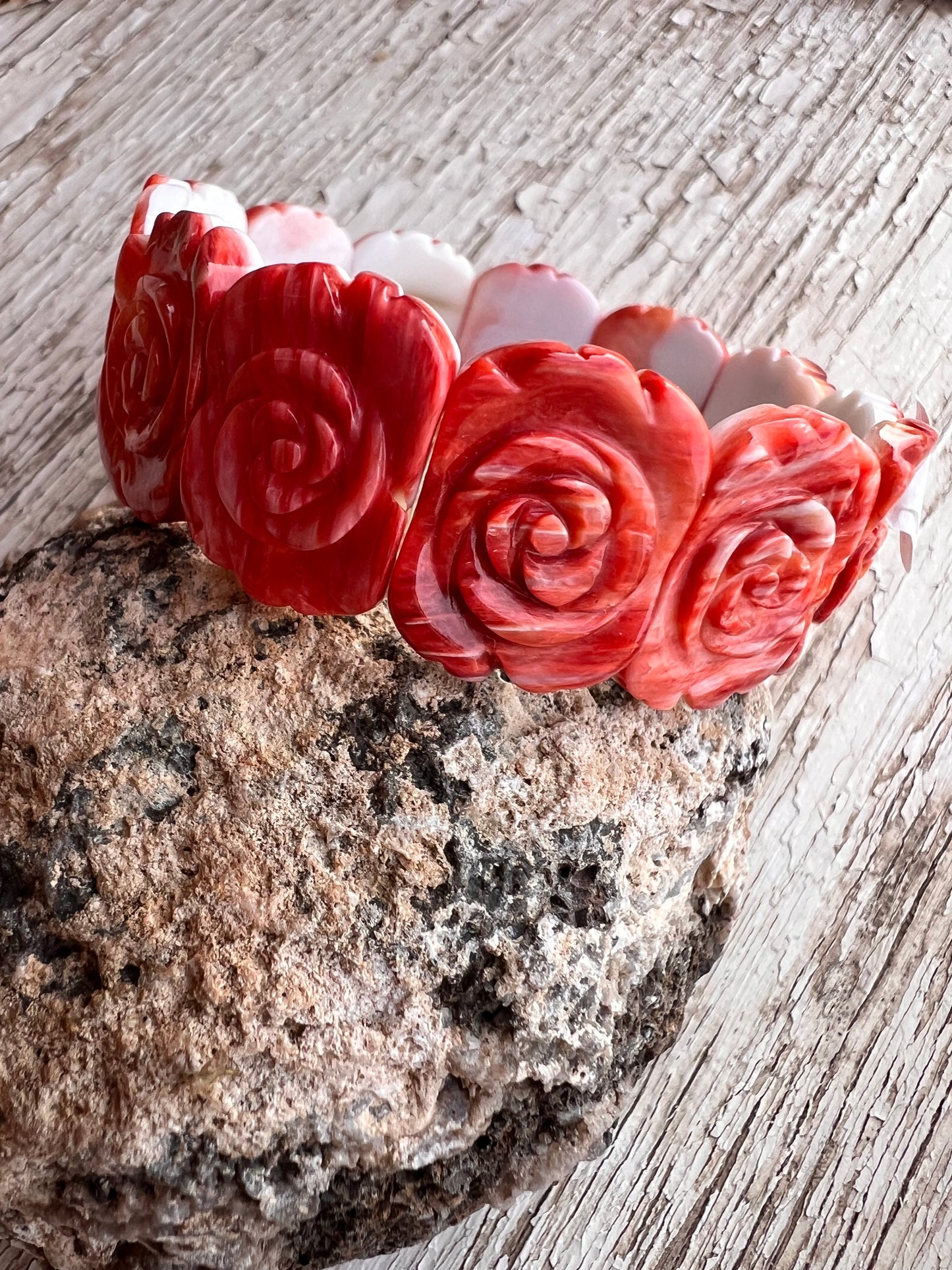 Red Spiny Oyster Carved Rose Stretch Bracelet Sz 6.5”