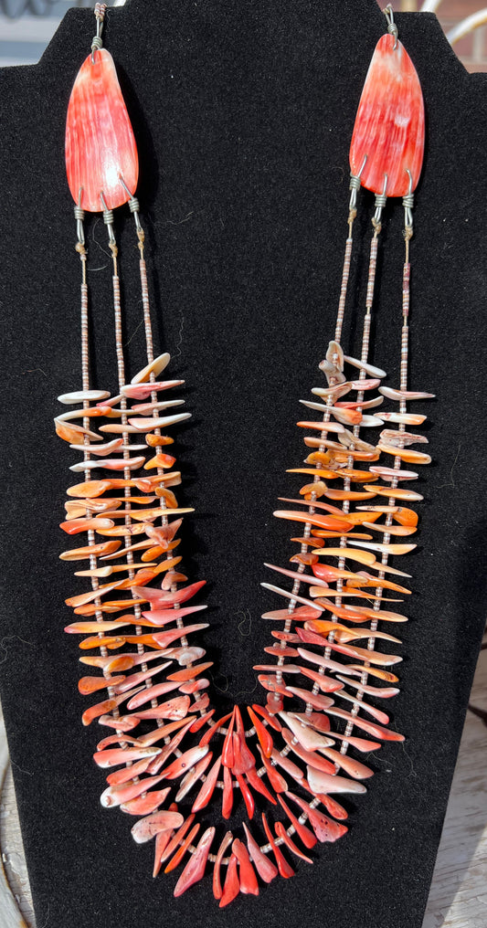 Vintage Santo Domingo Pueblo Handmade Spiny Oyster & Shell Heishi Necklace