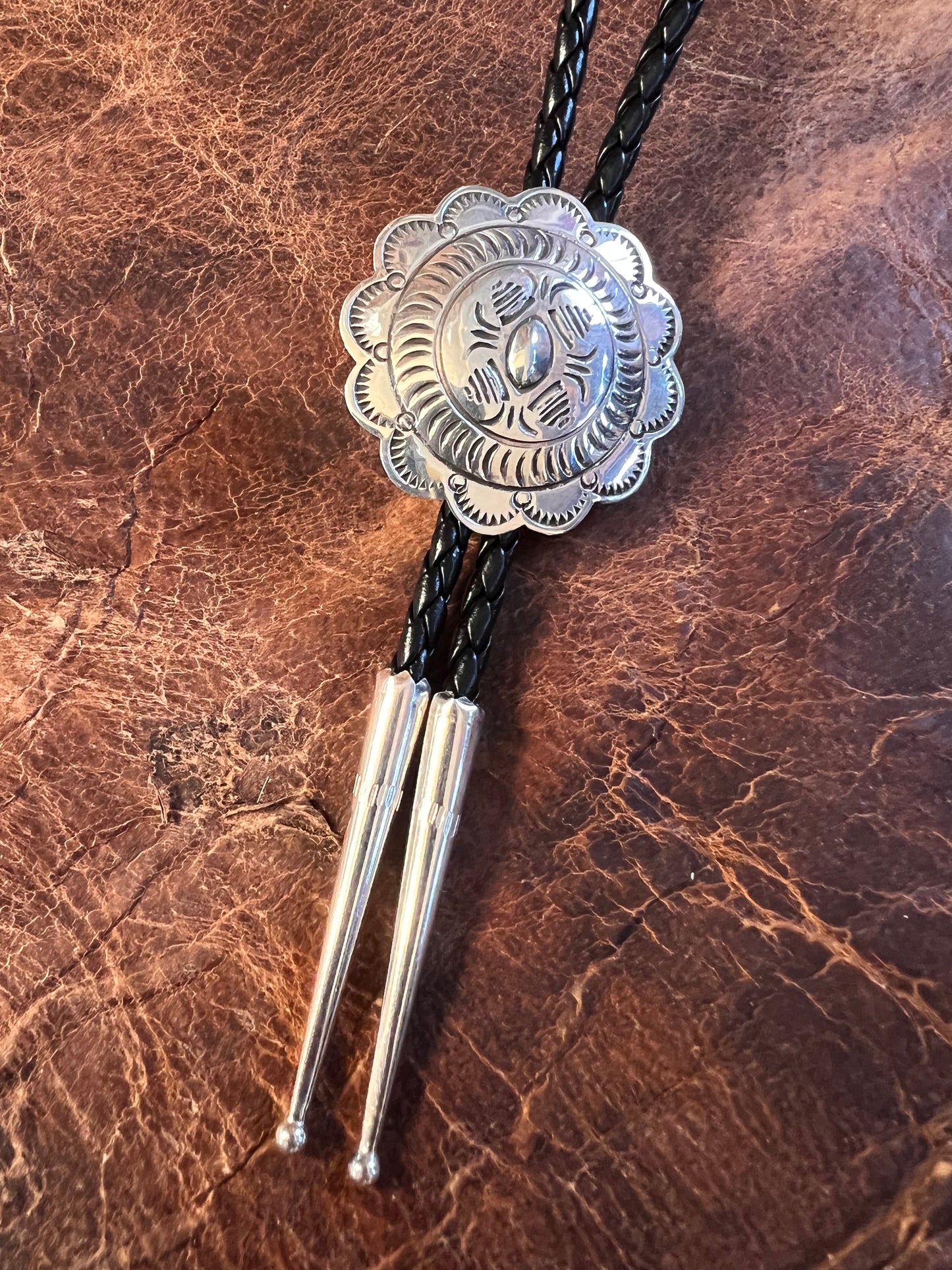 Navajo Handmade by Bertha Begay Scalloped Stamped Sterling Concho Bolo Necklace