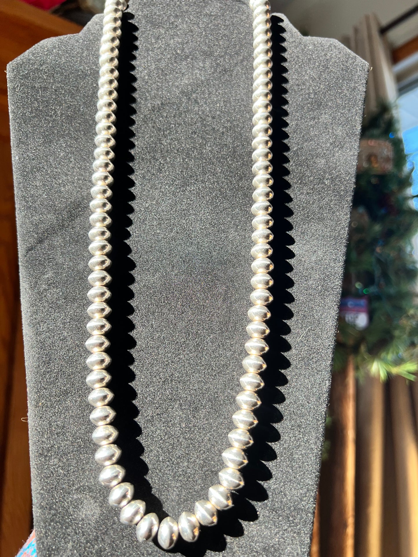 Vintage Handmade High-shine Navajo Pearls Sterling Silver 10.5mm Saucer Bead Necklace 27.5”