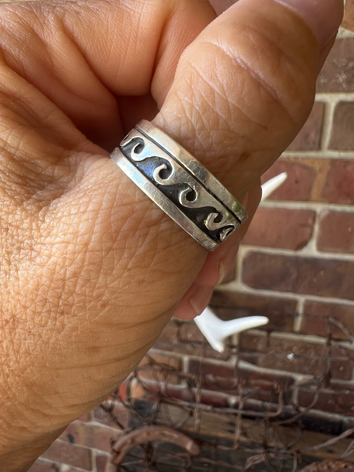 Vintage Southwest Sterling Silver Overlay Wave Ring Size 10
